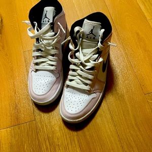 Womans Jordan’s, Size 9.